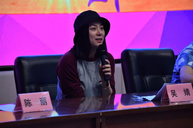 吴婧.jpg 吴婧.jpg